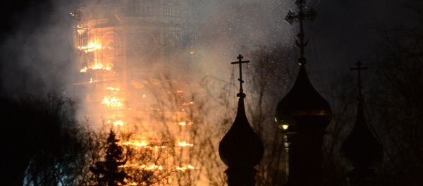 Novodevichy Convent on fire - Sputnik International