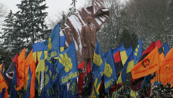 Monument to OUN leader Stepan Bandera unveiled in Ternopil, Ukraine Monument to OUN leader Stepan Bandera unveiled in Ternopil, Ukraine - Sputnik International
