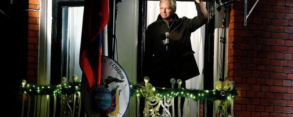 Julian Assange holds a press conference from a balcony at the Ecuadorian embassy in London on Dec. 20 2012 to mark six months since he first took refuge there on June 20 to avoid extradition to Sweden to faces sexual assault charges. Julian Assange holds a press conference from a balcony at the Ecuadorian embassy in London on Dec. 20 2012 to mark six months since he first took refuge there on June 20 to avoid extradition to Sweden to faces sexual assault charges. - Sputnik International
