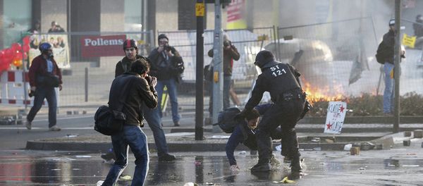 Protest against new European Central Bank office in Frankfurt - Sputnik International