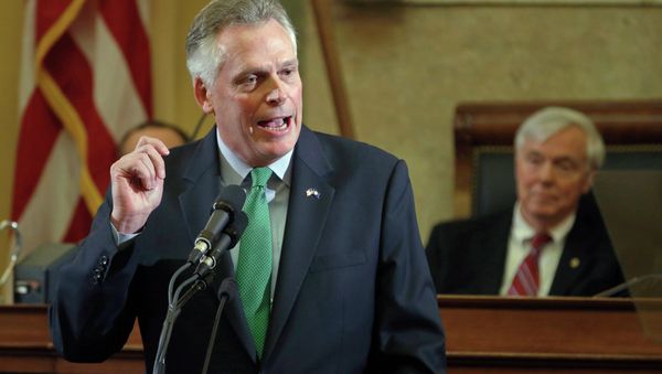 Terry McAuliffe Terry McAuliffe - Sputnik International