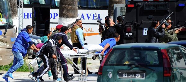 Escorted by security forces, rescue workers pull an empty stretcher outside the Bardo museum Wednesday, March 18, 2015 in Tunis Escorted by security forces, rescue workers pull an empty stretcher outside the Bardo museum Wednesday, March 18, 2015 in Tunis - Sputnik International