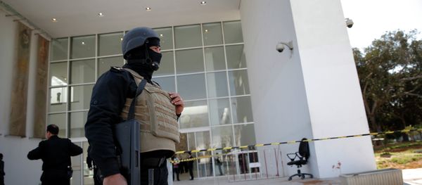 Policemen guard the entrance of the Bardo museum in Tunis, Tunisia Policemen guard the entrance of the Bardo museum in Tunis, Tunisia - Sputnik International