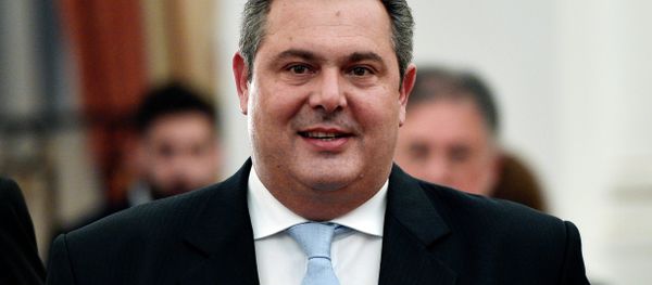 Newky appointed Defence Minister and leader of the nationalist Independent Greeks party (ANEL), Panos Kammenos, arrives for the civil oath ceremony at the Presidental Palace in Athens, on January 27, 2015 Newky appointed Defence Minister and leader of the nationalist Independent Greeks party (ANEL), Panos Kammenos, arrives for the civil oath ceremony at the Presidental Palace in Athens, on January 27, 2015 - Sputnik International