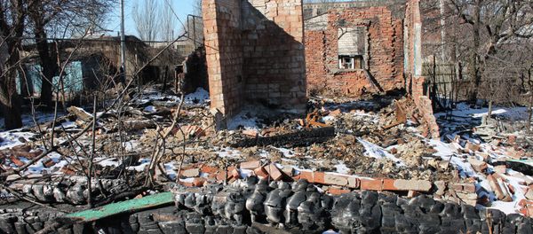 Cottages where people lived destroyed by shelling in Gorlovka in Donbass Cottages where people lived destroyed by shelling in Gorlovka in Donbass - Sputnik International