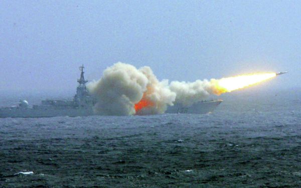 A destroyer of the South China Sea Fleet of the Chinese Navy fires a missile during a training exercise. A destroyer of the South China Sea Fleet of the Chinese Navy fires a missile during a training exercise. - Sputnik International