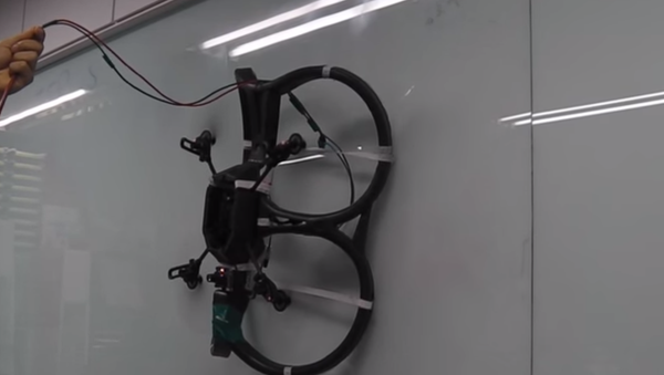 Climbing a wall is tough, even for drones. - Sputnik International