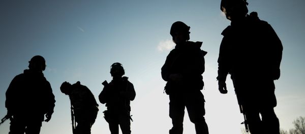 Personnel of the Special Rapid Response Unit practice prior to going on a mission in Dagestan Personnel of the Special Rapid Response Unit practice prior to going on a mission in Dagestan - Sputnik International
