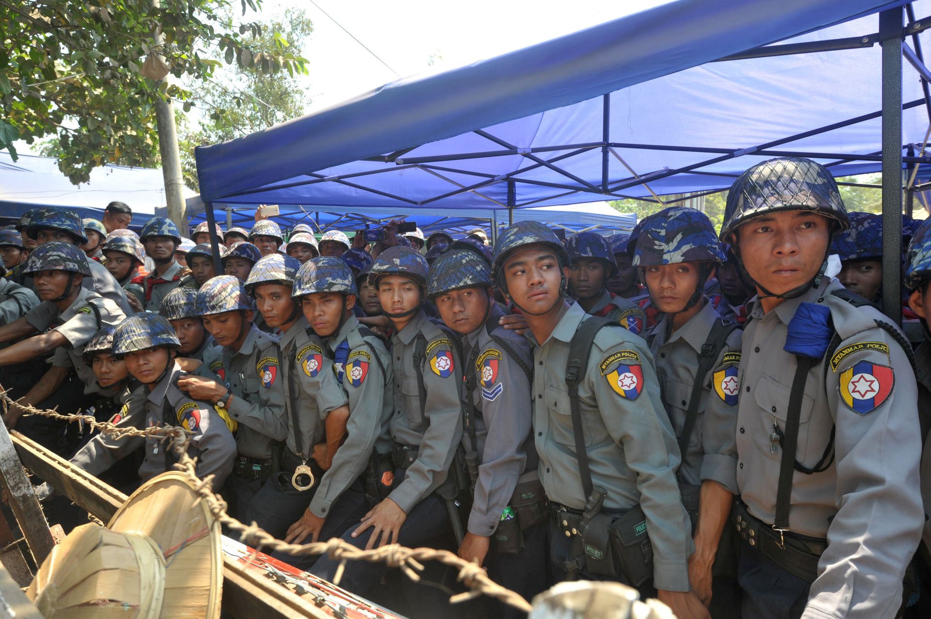 'Not a Coup': Myanmar Armed Forces Had 'No Choice But to Take Power', Military Spokesman Says - Sputnik International, 1920, 16.02.2021