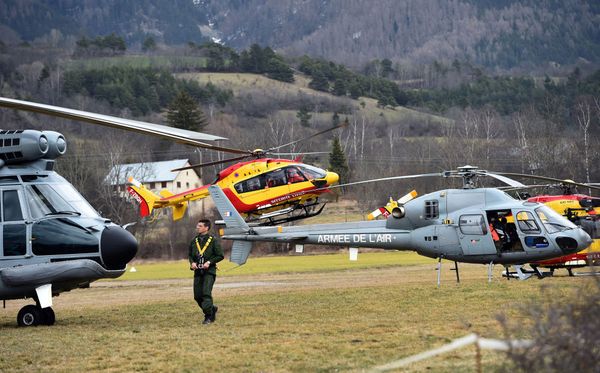 Deadly Germanwings A320 Сrash in French Alps Deadly Germanwings A320 Сrash in French Alps - Sputnik International