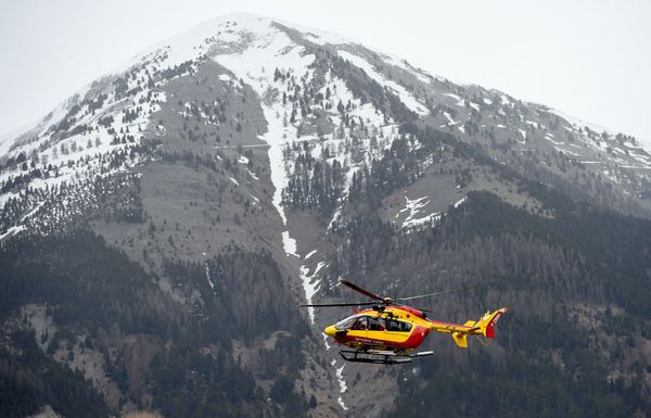Deadly Germanwings A320 Сrash in French Alps Deadly Germanwings A320 Сrash in French Alps - Sputnik International