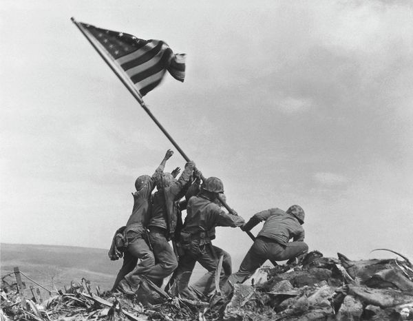 US Marines of the 28th Regiment, 5th Division, raise the American flag atop Mt. Suribachi, Iwo Jima US Marines of the 28th Regiment, 5th Division, raise the American flag atop Mt. Suribachi, Iwo Jima - Sputnik International