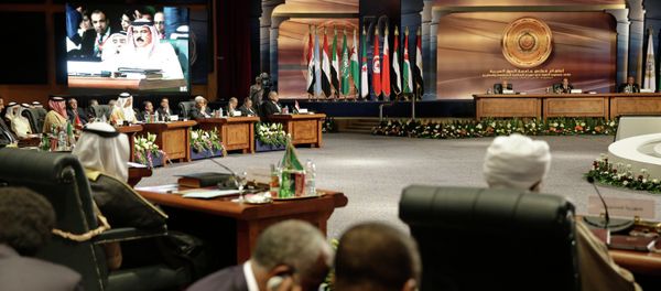 Arab heads of state meet as King Hamad bin Isa Al Khalifa of Bahrain, seen on screen, speaks, in Sharm el Sheik, South Sinai, Egypt, Saturday, March 28, 2015 Arab heads of state meet as King Hamad bin Isa Al Khalifa of Bahrain, seen on screen, speaks, in Sharm el Sheik, South Sinai, Egypt, Saturday, March 28, 2015 - Sputnik International