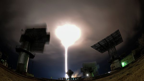 Russia's Soyuz TMA-16M spacecraft carrying the International Space Station (ISS) crew of US astronaut Scott Kelly and Russian cosmonauts Gennady Padalka and Mikhail Kornienko blasts off from the launch pad at Russian-leased Baikonur cosmodrome early on March 28, 2015 - Sputnik International