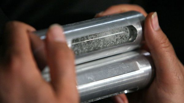 Sample of enriched uranium - Sputnik International