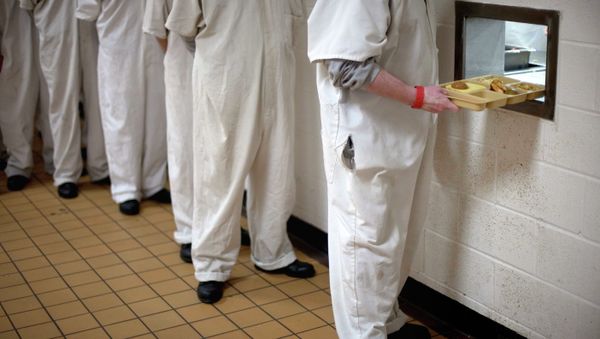 The for-profit company contracted to feed Michigan's prisoners has come under fire once again amid revelations that they served prisoners food after it had been thrown in the trash. The for-profit company contracted to feed Michigan's prisoners has come under fire once again amid revelations that they served prisoners food after it had been thrown in the trash. - Sputnik International