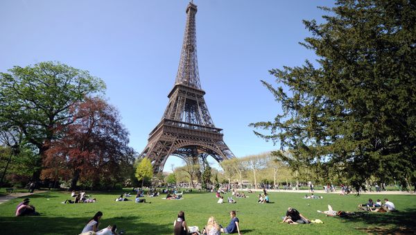 The upcoming visit of French members of parliament (MPs) to Crimea has caused quite a reaction among readers of French media. - Sputnik International