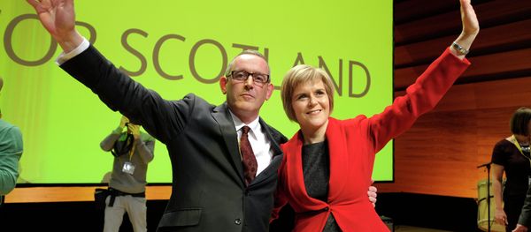 New leader of the Scottish National Party (SNP) Nicola Sturgeon (R) and new deputy SNP leader Stewart Hosie (L) wave to the audience after she delivers her first keynote speech at the SNP Conference in Perth, Scotland New leader of the Scottish National Party (SNP) Nicola Sturgeon (R) and new deputy SNP leader Stewart Hosie (L) wave to the audience after she delivers her first keynote speech at the SNP Conference in Perth, Scotland - Sputnik International