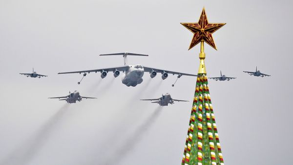 Russia's Air Force rehearses for May 9 Victory Day parade air show - Sputnik International
