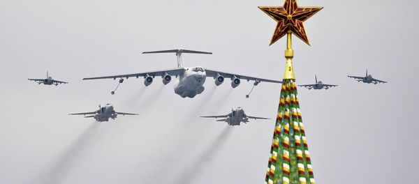 Russia's Air Force rehearses for May 9 Victory Day parade air show Russia's Air Force rehearses for May 9 Victory Day parade air show - Sputnik International
