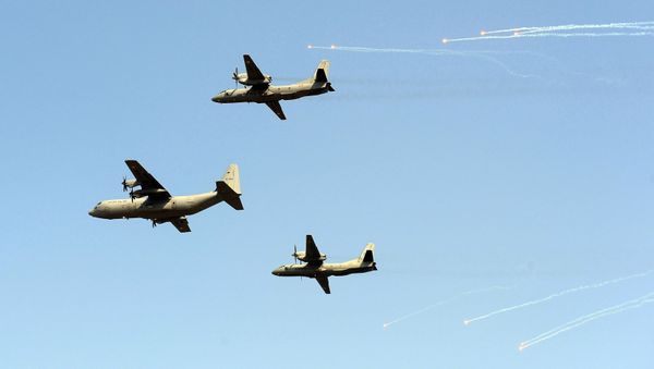 Indian Air Force C-130 Hercules (C) and two AN-32 aircrafts - Sputnik International