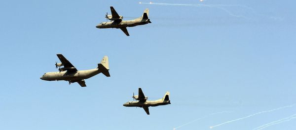 Indian Air Force C-130 Hercules (C) and two AN-32 aircrafts Indian Air Force C-130 Hercules (C) and two AN-32 aircrafts - Sputnik International