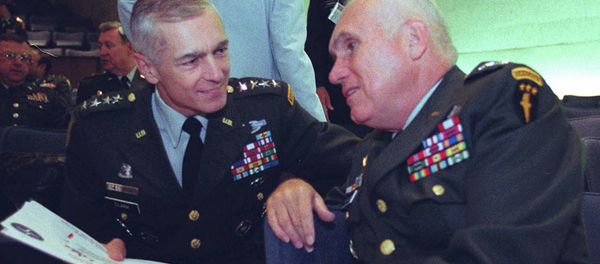 Wesley Clark, left, talks with Gen. Robert H. Scales Jr Wesley Clark, left, talks with Gen. Robert H. Scales Jr - Sputnik International