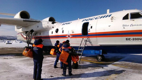 Поисково-спасательная операция в районе крушения траулера в Охотском море Поисково-спасательная операция в районе крушения траулера в Охотском море - Sputnik International