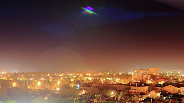 A UFO over a town - Sputnik International
