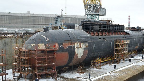 Orel nuclear submarine docked at Zvezdochka ship repair center - Sputnik International