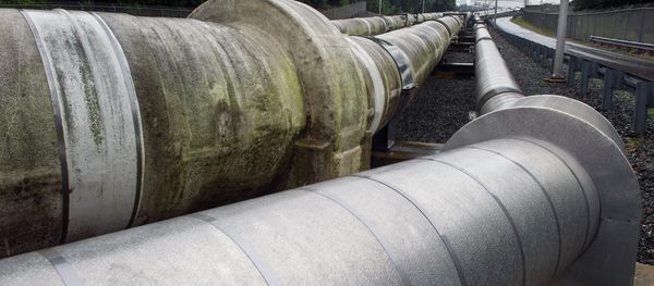 Transfer pipes carry liquified natural gas Transfer pipes carry liquified natural gas - Sputnik International