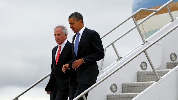 Barack Obama and Bob Corker - Sputnik International