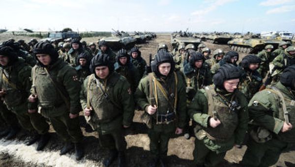 Servicemen of the Internal Troops of the Russian Ministry of Internal Affairs at a training ground in Rostov region, southern Russia. - Sputnik International