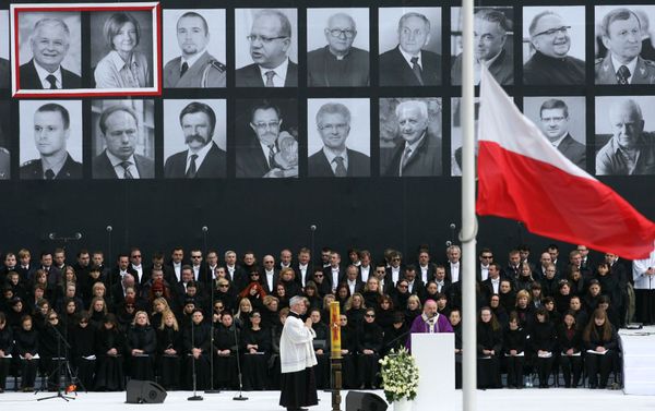 Five Years Since Tragic Smolensk Plane Crash - Sputnik International