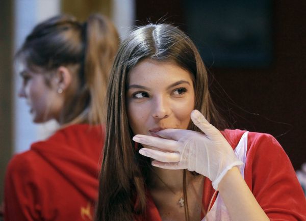 Miss Russia Participants Prepare to Celebrate Orthodox Easter - Sputnik International