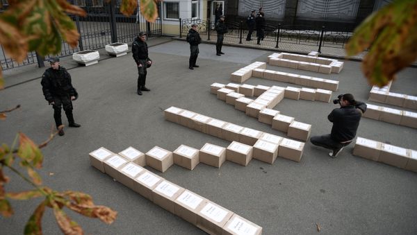Boxes containing signatures of Ukrainian people in support of the referendum on Ukraine's accession to the NATO system of collective security, outside the President's Administration building. Boxes containing signatures of Ukrainian people in support of the referendum on Ukraine's accession to the NATO system of collective security, outside the President's Administration building. - Sputnik International