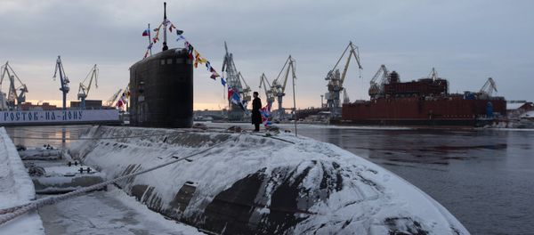 Raising the Navy flag ceremony on board the Rostov-on-Don submarine Raising the Navy flag ceremony on board the Rostov-on-Don submarine - Sputnik International