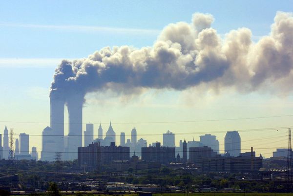 The US Federal Bureau of Investigation is facing accusations that it has constantly whitewashed Saudi Arabian connections to the 9/11 attacks in the wake a new update report on the Bureau's investigations. - Sputnik International