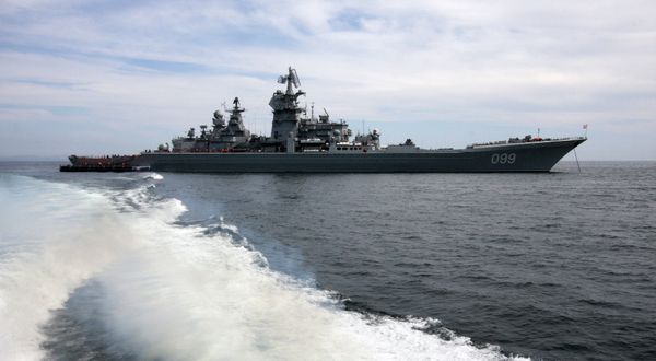 Pacific fleet vessels' sortie for combat training - Sputnik International