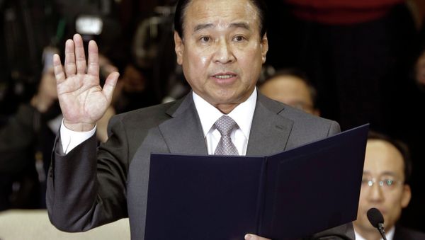 In this Tuesday, Feb. 10, 2015 file photo, South Korea's new Prime Minister nominee Lee Wan Koo swears an oath during a confirmation hearing in order to examine his qualification at the National Assembly in Seoul, South Korea - Sputnik International