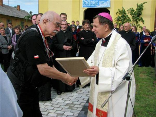Wiktor Wegrzyn, pictured left, approves of the Night Wolves victory tour, and says Polish bikers are ready to accompany them on their journey through Poland. Wiktor Wegrzyn, pictured left, approves of the Night Wolves victory tour, and says Polish bikers are ready to accompany them on their journey through Poland. - Sputnik International