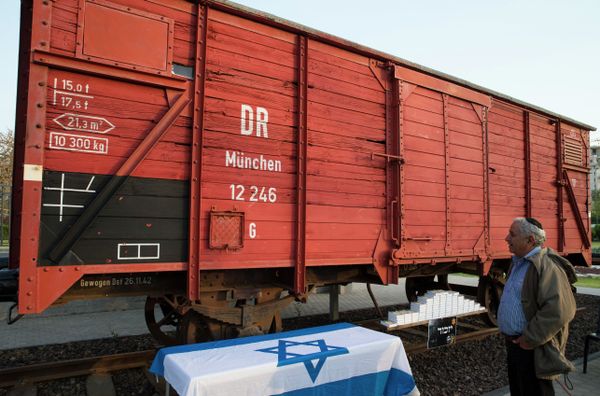 Never Forget: Holocaust Remembrance Day - Sputnik International
