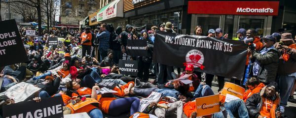 A die in protest A die in protest - Sputnik International