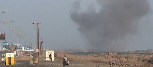 The al-Qaeda insurgents in Yemen on Thursday seized the international Riyan Airport, air defense headquarters and an oil terminal in the country's southeastern port city of Mukalla, a local source told Sputnik The al-Qaeda insurgents in Yemen on Thursday seized the international Riyan Airport, air defense headquarters and an oil terminal in the country's southeastern port city of Mukalla, a local source told Sputnik - Sputnik International