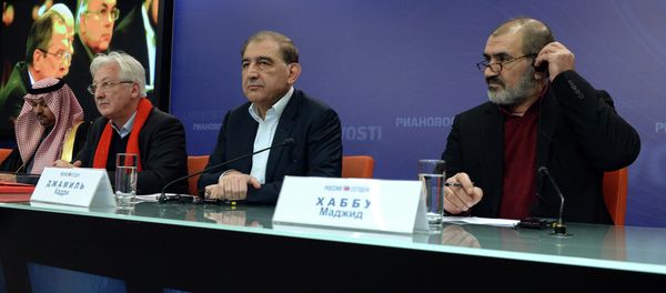 (R-L) A senior member of the opposition National Coordination Committee Majid Habbo, former Syrian Deputy Prime Minister Qadri Jamil, a leader of the Popular Front of Change and Liberation, and Samir Aita, the Arabic editor of Le Monde Diplomatique and the founder of the Syrian Democratic Forum, attend a press conference after talks between representatives of the Syrian government and the opposition in Moscow, on January 30, 2015 (R-L) A senior member of the opposition National Coordination Committee Majid Habbo, former Syrian Deputy Prime Minister Qadri Jamil, a leader of the Popular Front of Change and Liberation, and Samir Aita, the Arabic editor of Le Monde Diplomatique and the founder of the Syrian Democratic Forum, attend a press conference after talks between representatives of the Syrian government and the opposition in Moscow, on January 30, 2015 - Sputnik International