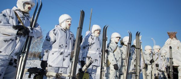 Training of cadets in the Arctic division DVVKU - Sputnik International