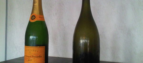 French scientists have said that 170-year old champagne found on a shipwreck tasted rather good despite its high sugar content - Sputnik International