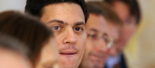 Britain's Foreign Secretary David Miliband attends a meeting with Russian Foreign Minister Sergey Lavrov in Moscow on November 2, 2009 - Sputnik International