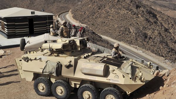 Saudi army are seen deployed along the Saudi border with Yemen Saudi army are seen deployed along the Saudi border with Yemen - Sputnik International