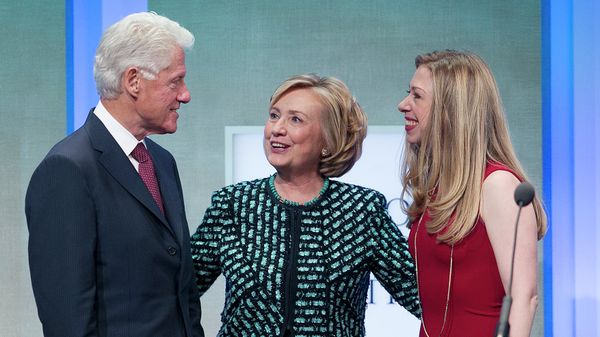 Clinton Charities to Re-File Taxes After Murky Foreign Donations Revealed Clinton Charities to Re-File Taxes After Murky Foreign Donations Revealed - Sputnik International